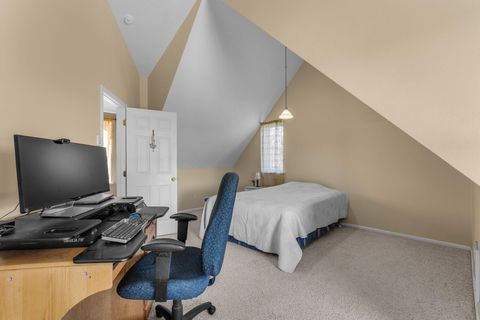 Tiny photo for 7791 SW Wickiup Avenue, Redmond, OR 97756 (MLS # 220220039)