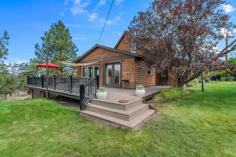 Tiny photo for 7791 SW Wickiup Avenue, Redmond, OR 97756 (MLS # 220220039)