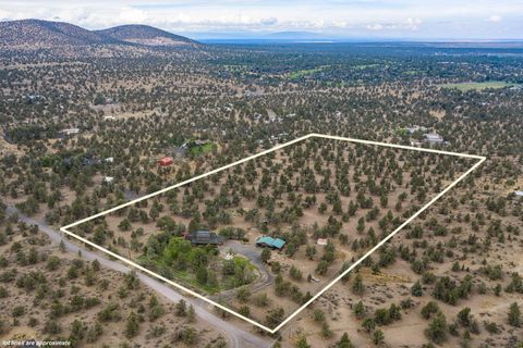 Tiny photo for 7791 SW Wickiup Avenue, Redmond, OR 97756 (MLS # 220220039)