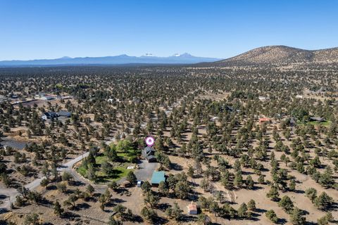 Tiny photo for 7791 SW Wickiup Avenue, Redmond, OR 97756 (MLS # 220220039)