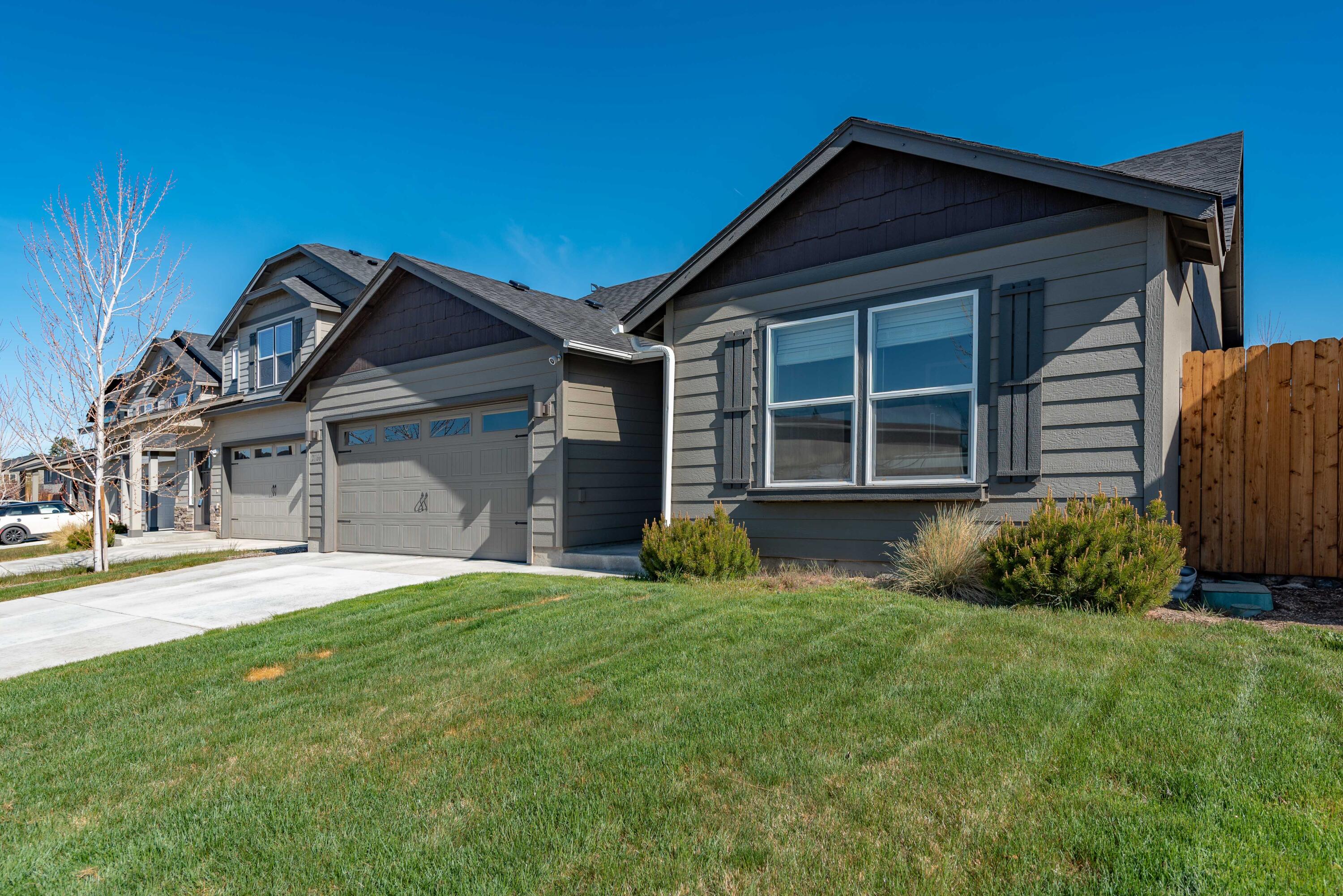 Pettigrew Place - Residential