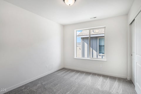 Tiny photo for 21191 SE Philly Avenue, Bend, OR 97702 (MLS # 220230018)