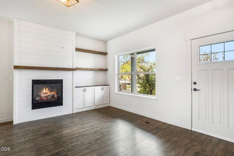 Tiny photo for 21191 SE Philly Avenue, Bend, OR 97702 (MLS # 220230018)