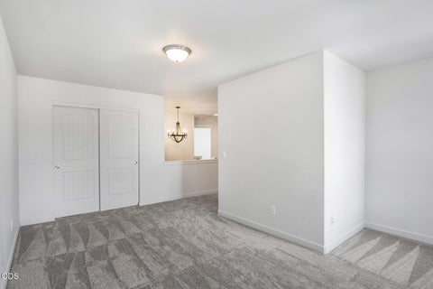 Tiny photo for 21191 SE Philly Avenue, Bend, OR 97702 (MLS # 220230018)