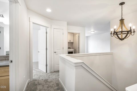 Tiny photo for 21191 SE Philly Avenue, Bend, OR 97702 (MLS # 220230018)