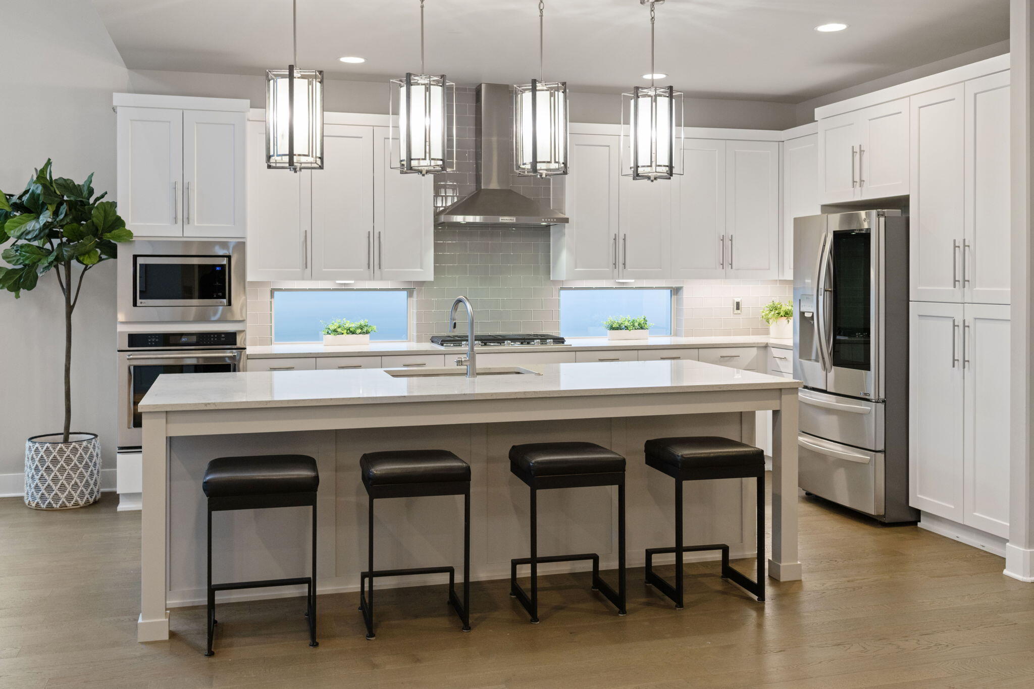 2594 NW Rippling River Court