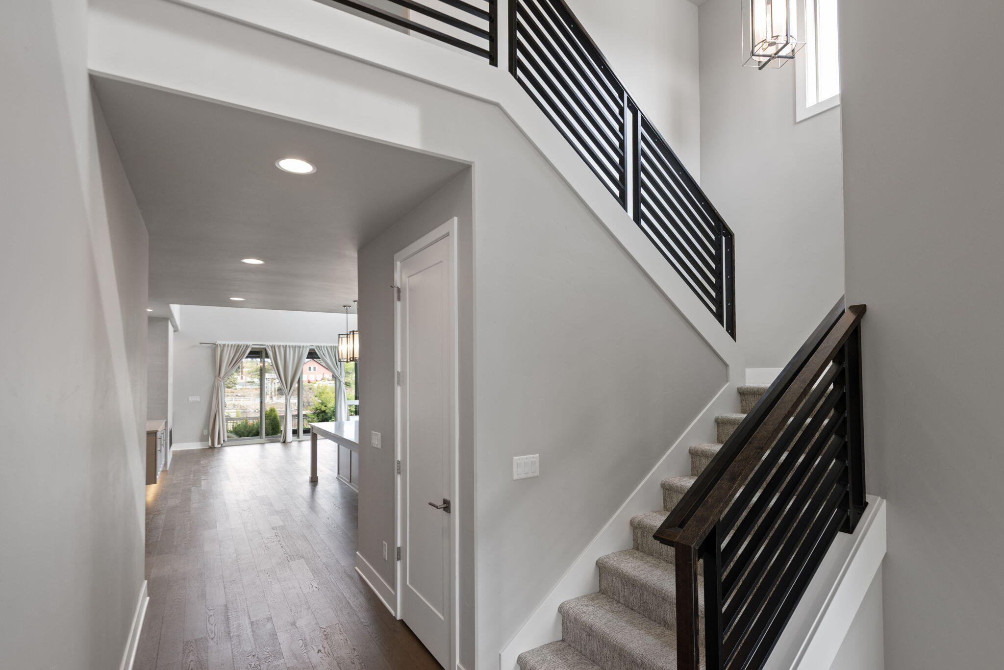 2594 NW Rippling River Court