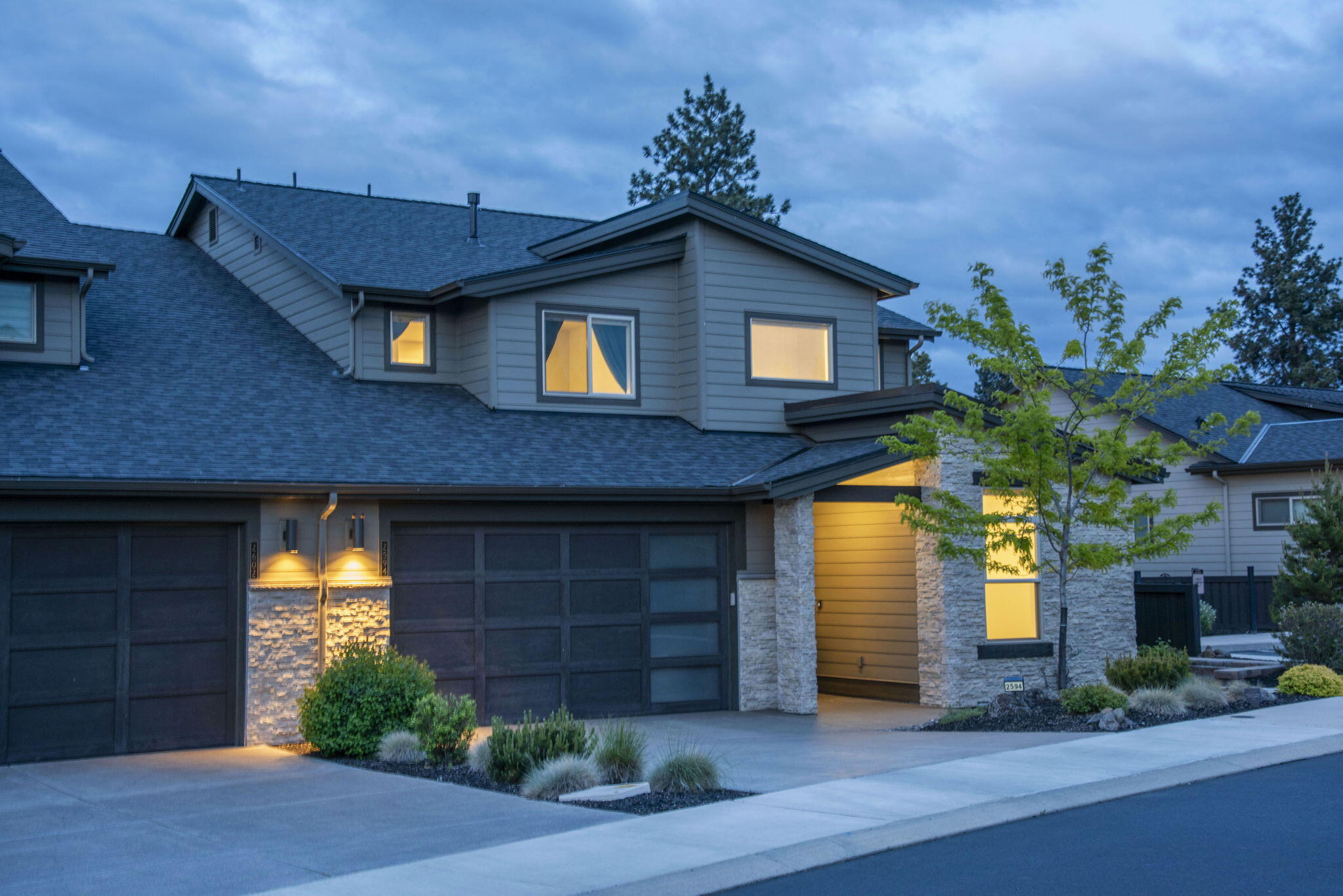 2594 NW Rippling River Court