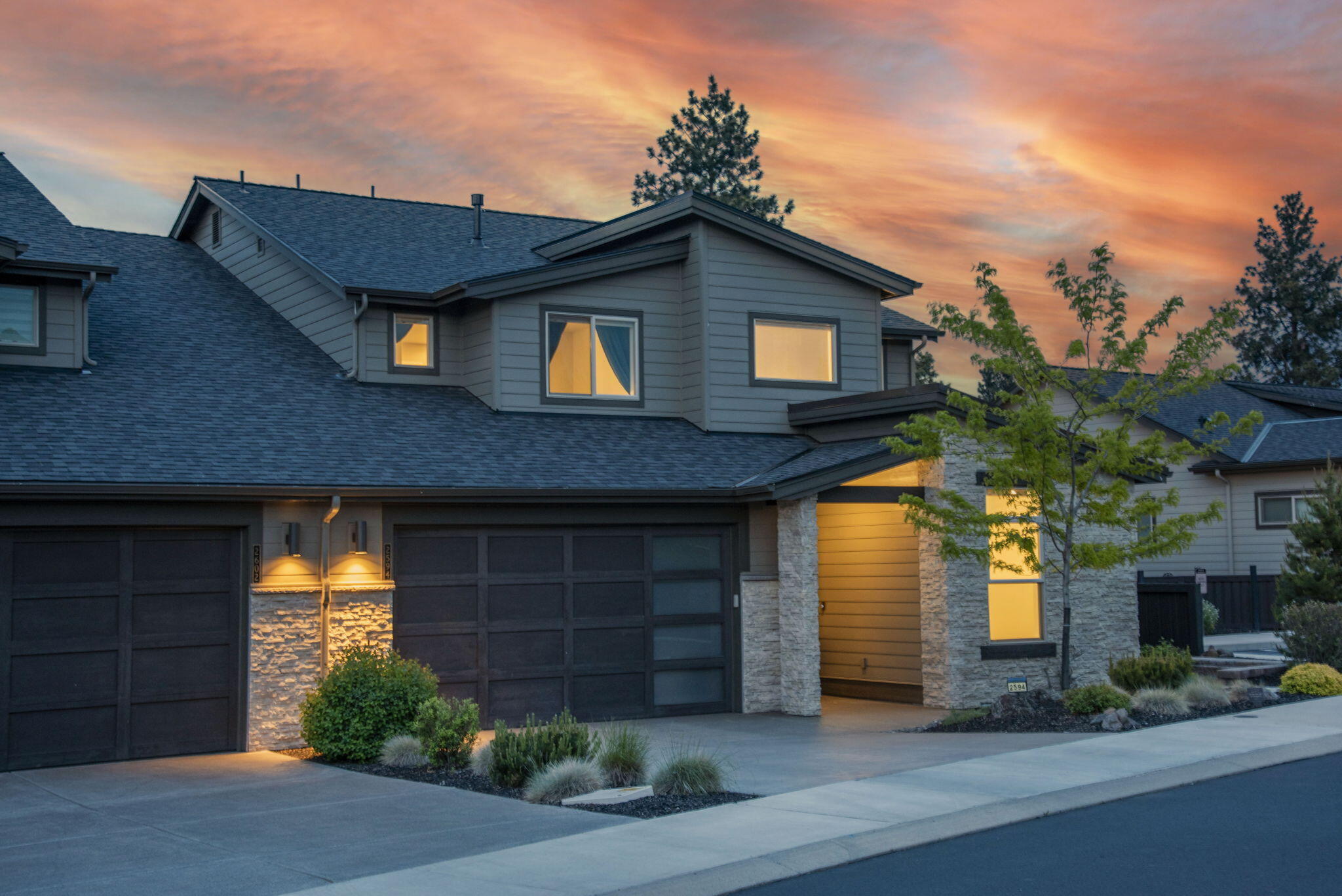 2594 NW Rippling River Court