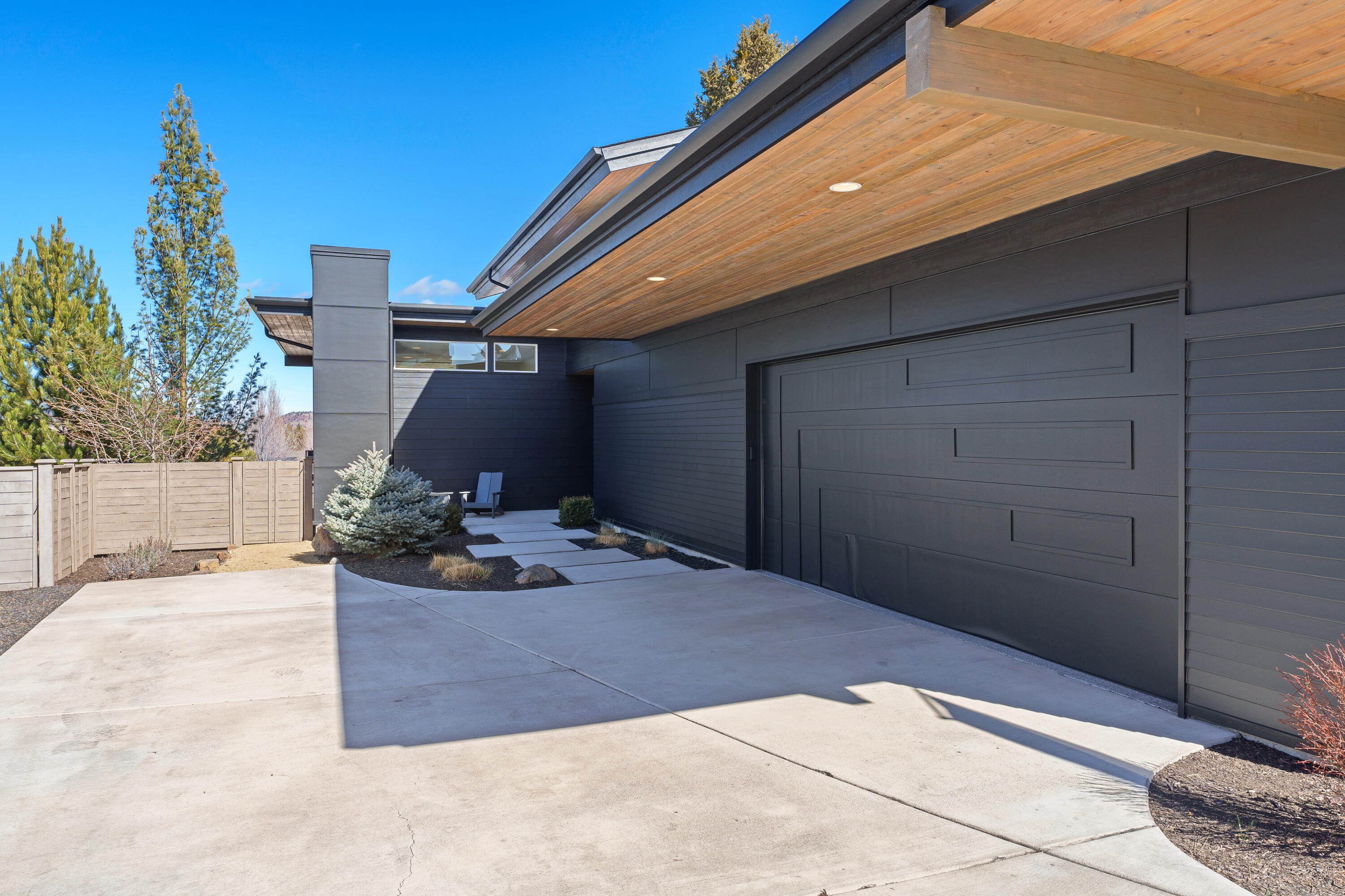 20640 Cougar Peak Drive