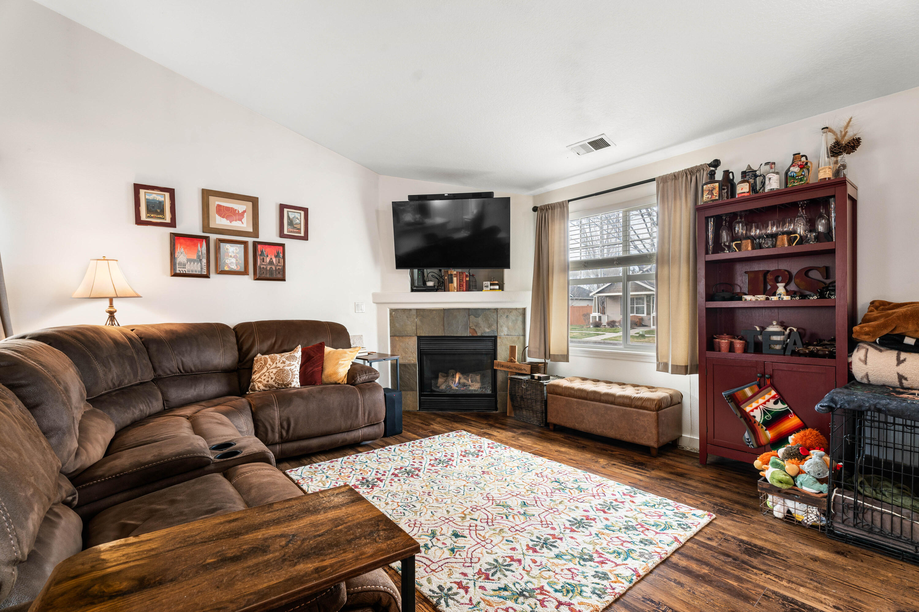 Larkspur - Residential