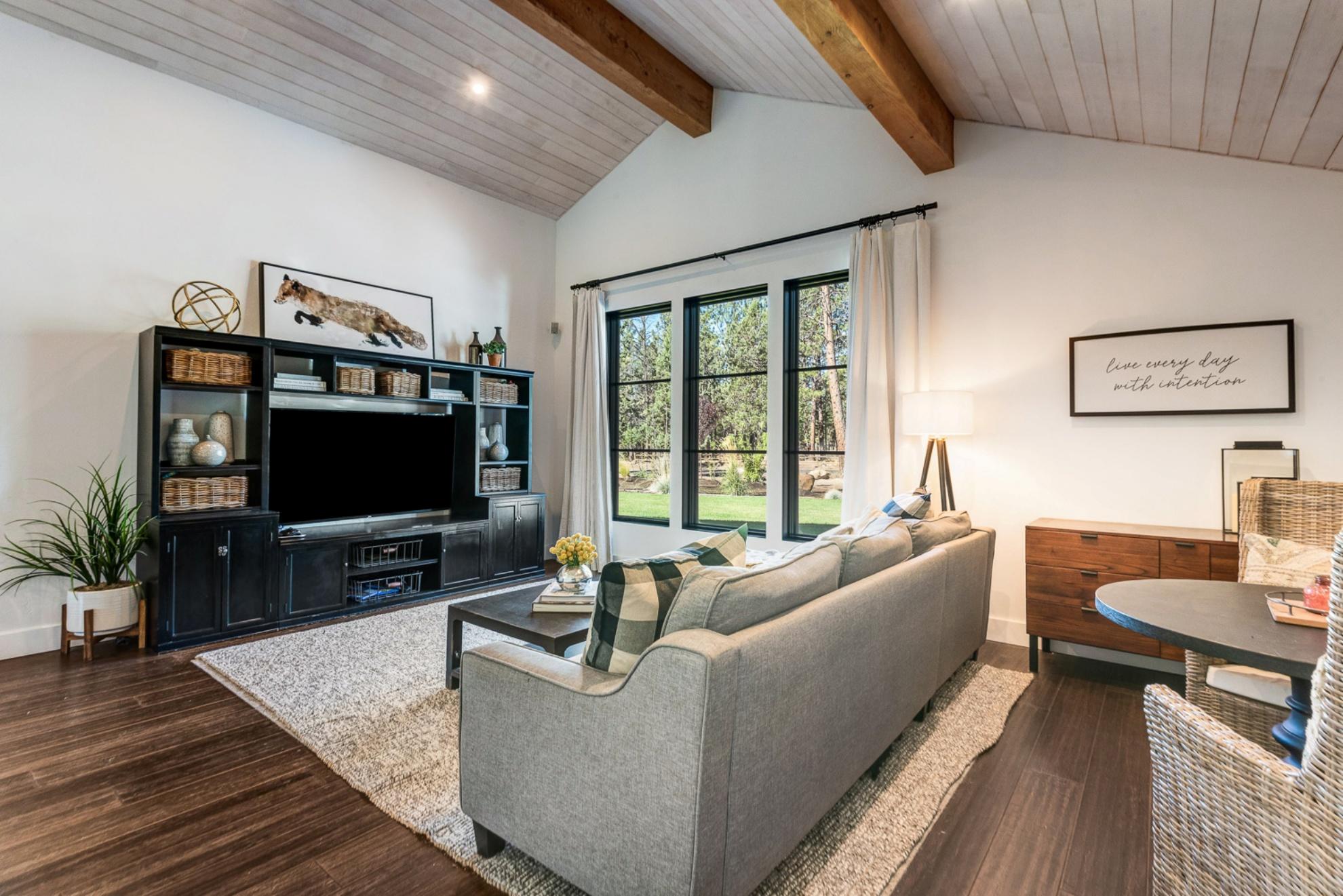 Saddleback West - Residential