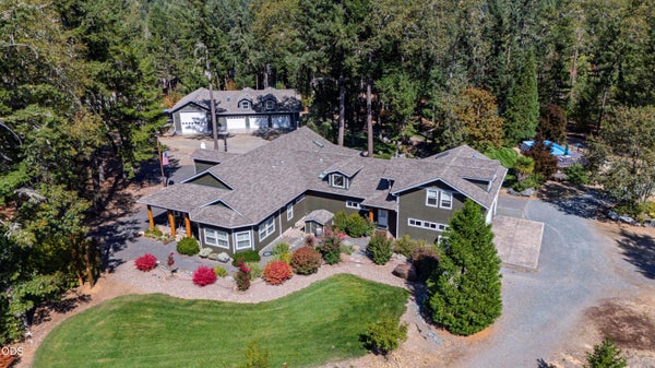 275 MARBLE MOUNTAIN RD, GRANTS PASS, OR 97527 - Image abbf644609ac3e1d6254abbd66fdcfec/3323020999