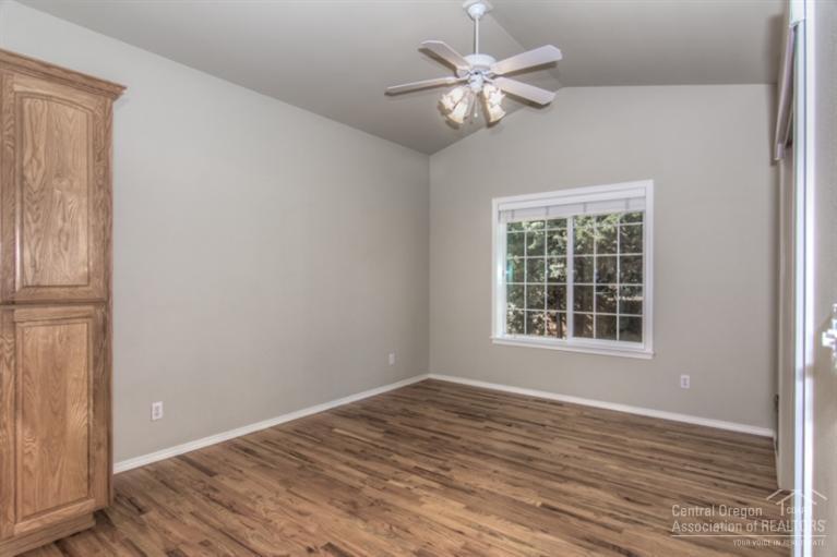 Hollow Pine Estate - Residential