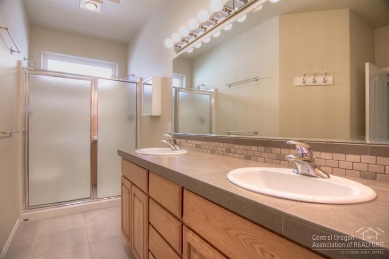 Hollow Pine Estate - Residential