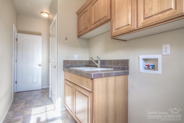 Hollow Pine Estate - Residential