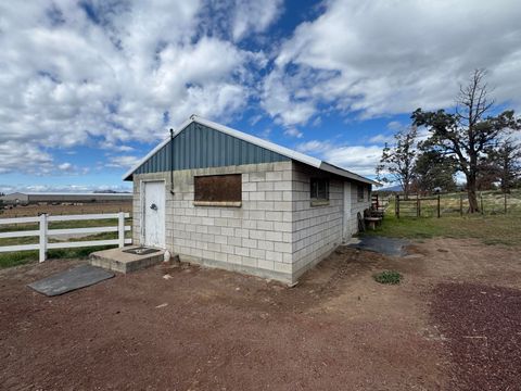 Tiny photo for 11997 SW Cornett Loop, Powell Butte, OR 97753 (MLS # 220224334)