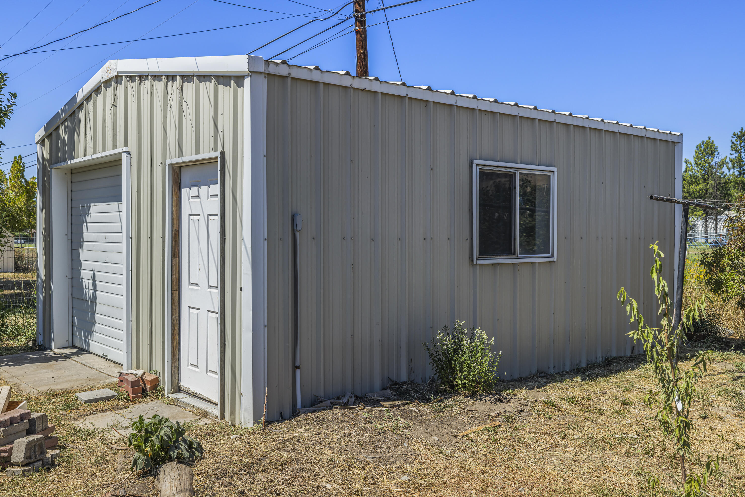 Summers Lane Homes - Residential