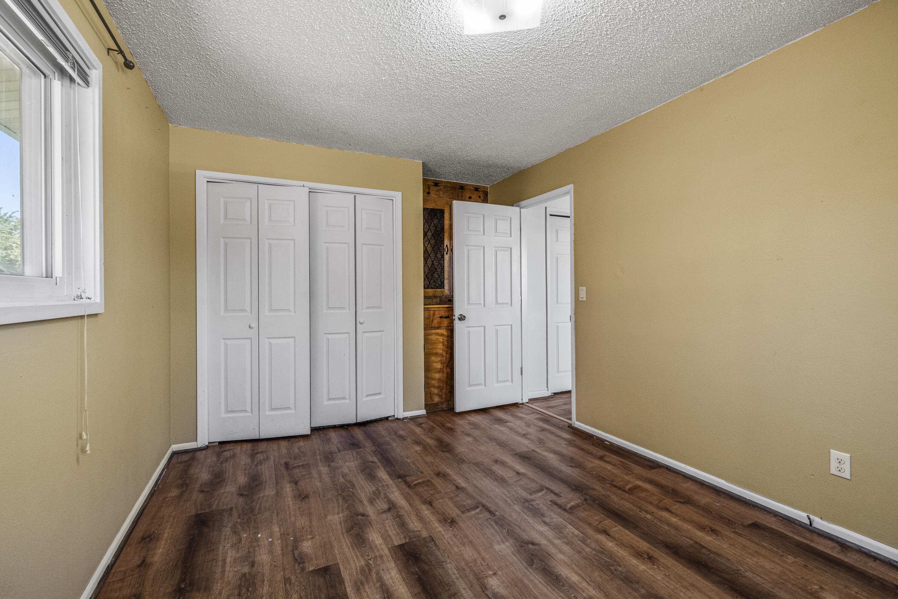 Summers Lane Homes - Residential