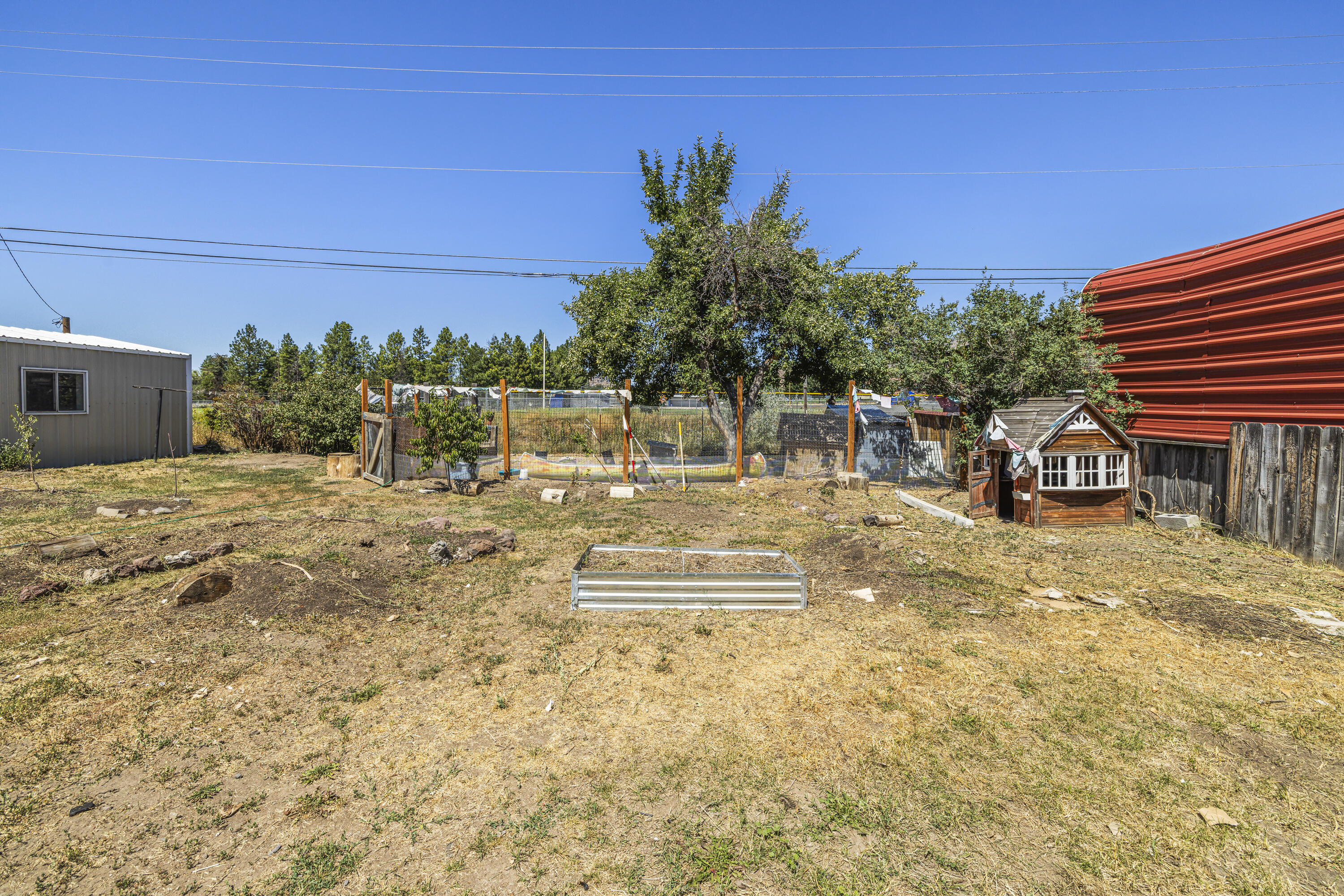 Summers Lane Homes - Residential