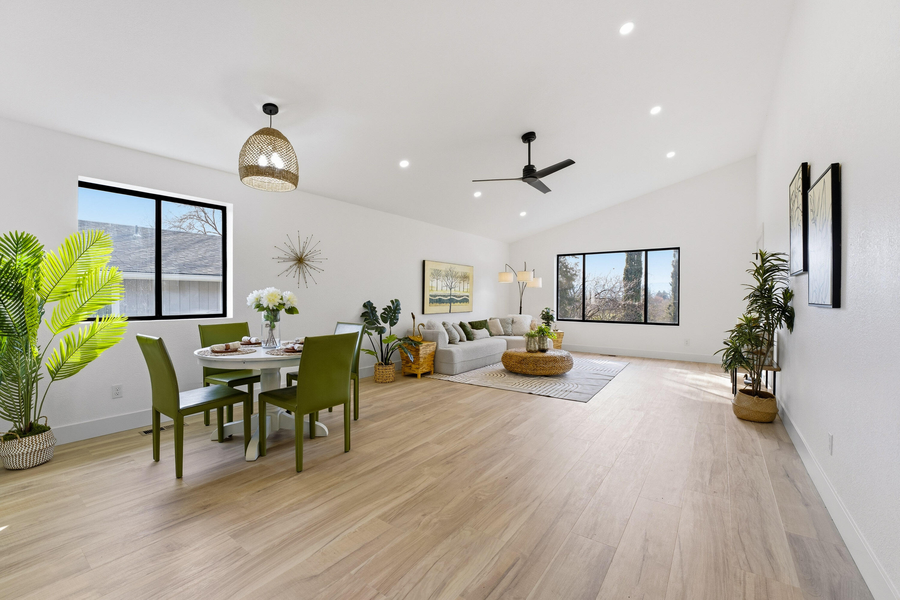 736 NE Oregon Avenue