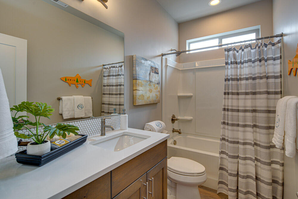 Crescent Creek - Residential
