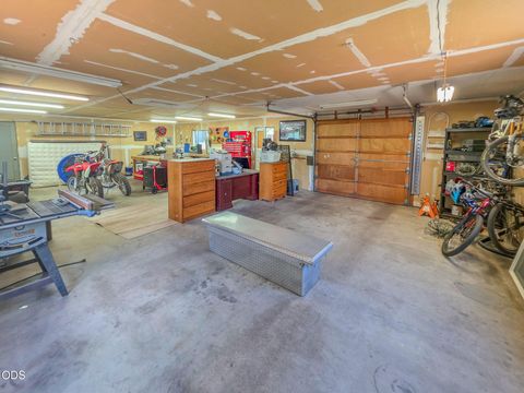 Tiny photo for 3015 Lone Pine Road, Medford, OR 97504 (MLS # 220224772)