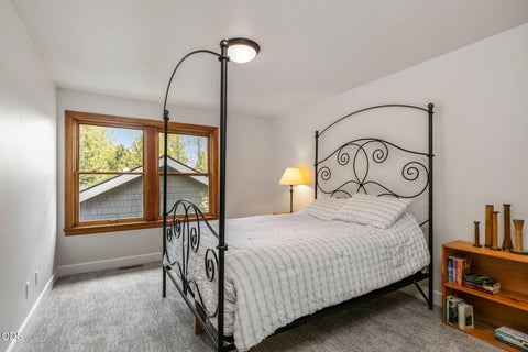 Tiny photo for 19377 Brookside Way, Bend, OR 97702 (MLS # 220223122)
