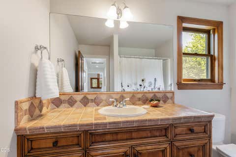 Tiny photo for 19377 Brookside Way, Bend, OR 97702 (MLS # 220223122)