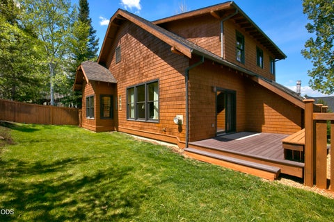 Tiny photo for 19377 Brookside Way, Bend, OR 97702 (MLS # 220223122)