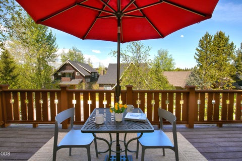 Tiny photo for 19377 Brookside Way, Bend, OR 97702 (MLS # 220223122)