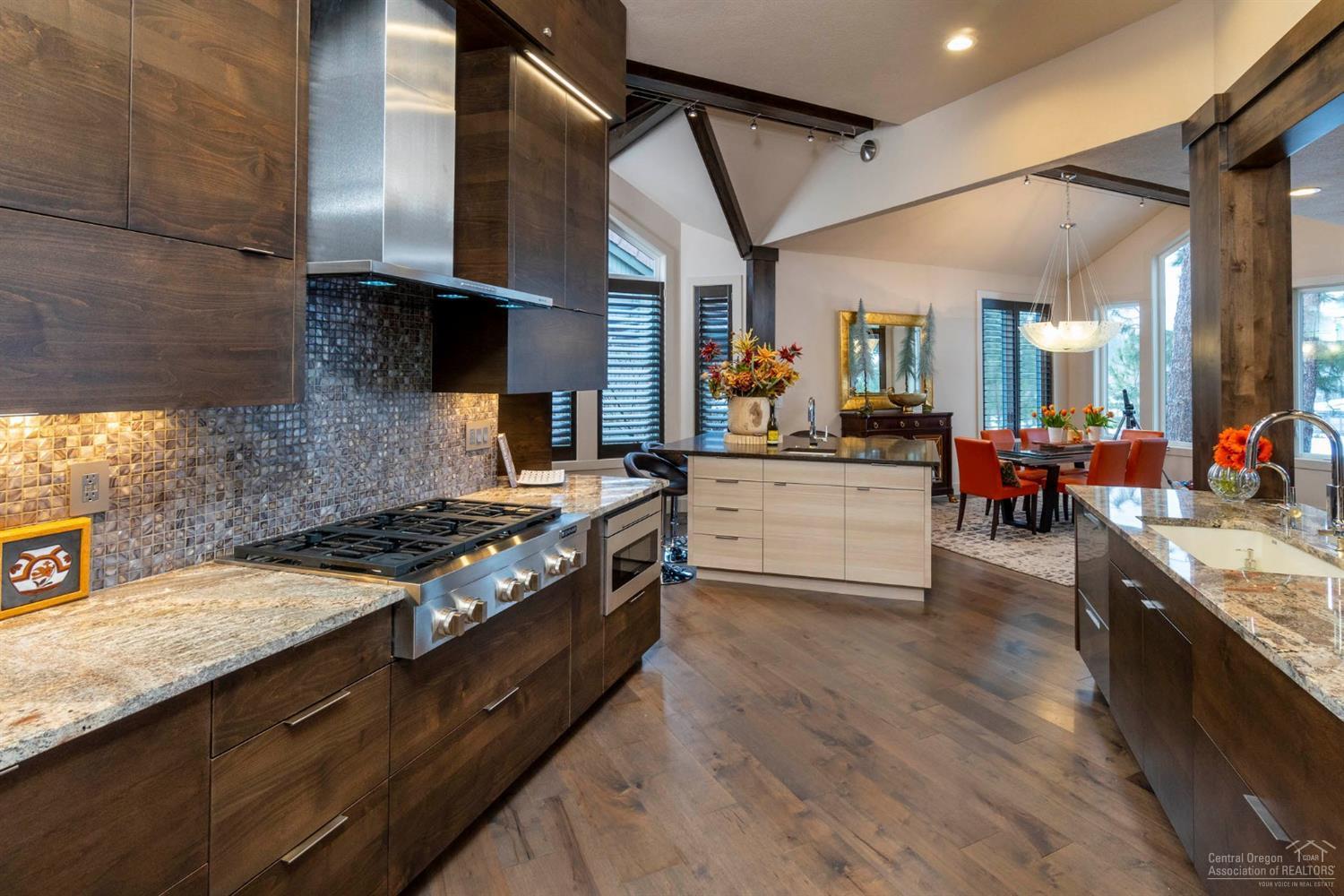 Broken Top - Residential