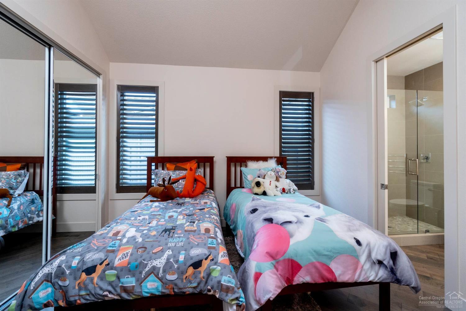 Broken Top - Residential