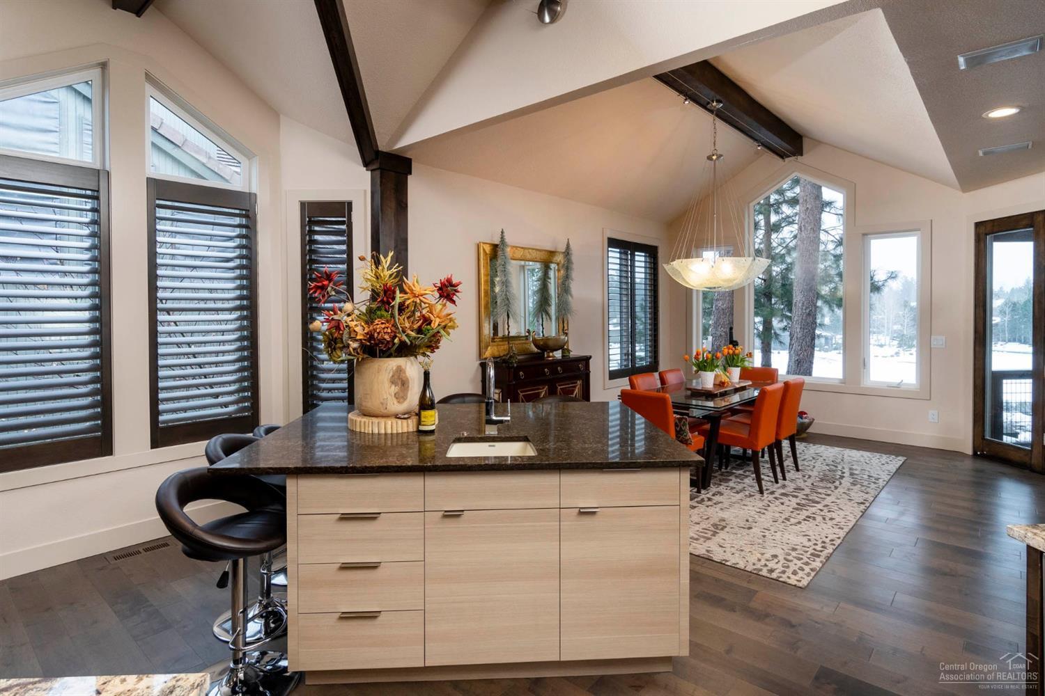 Broken Top - Residential