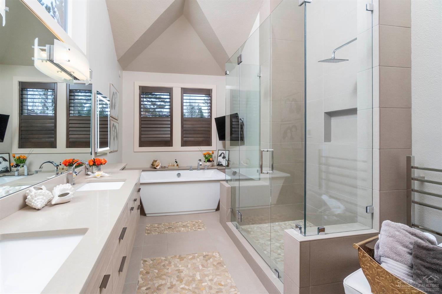 Broken Top - Residential