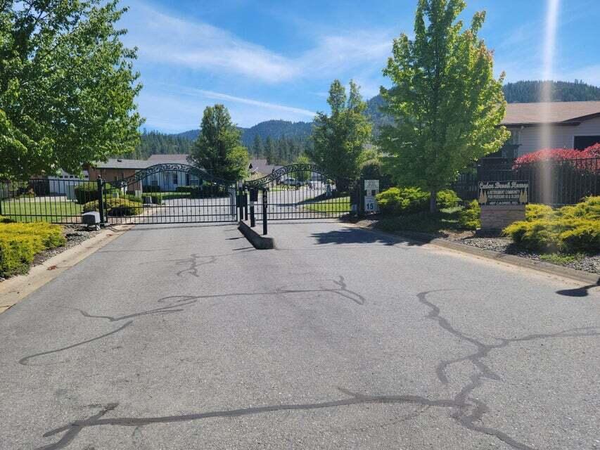 Sunnybrook Manor Estates - Residential