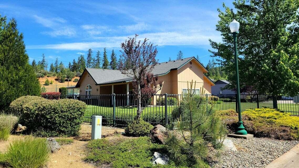 Sunnybrook Manor Estates - Residential