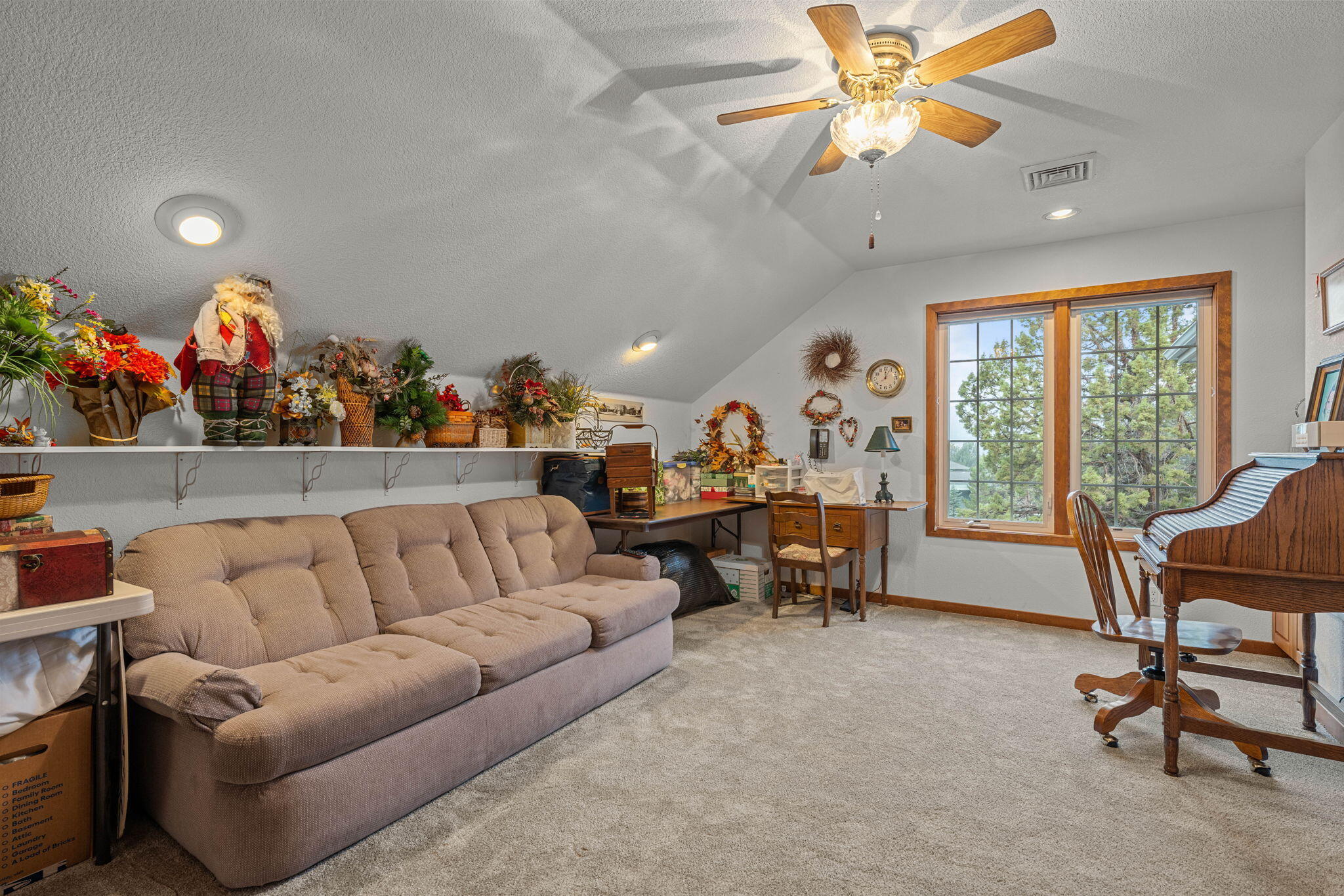 Eagle Crest - Residential