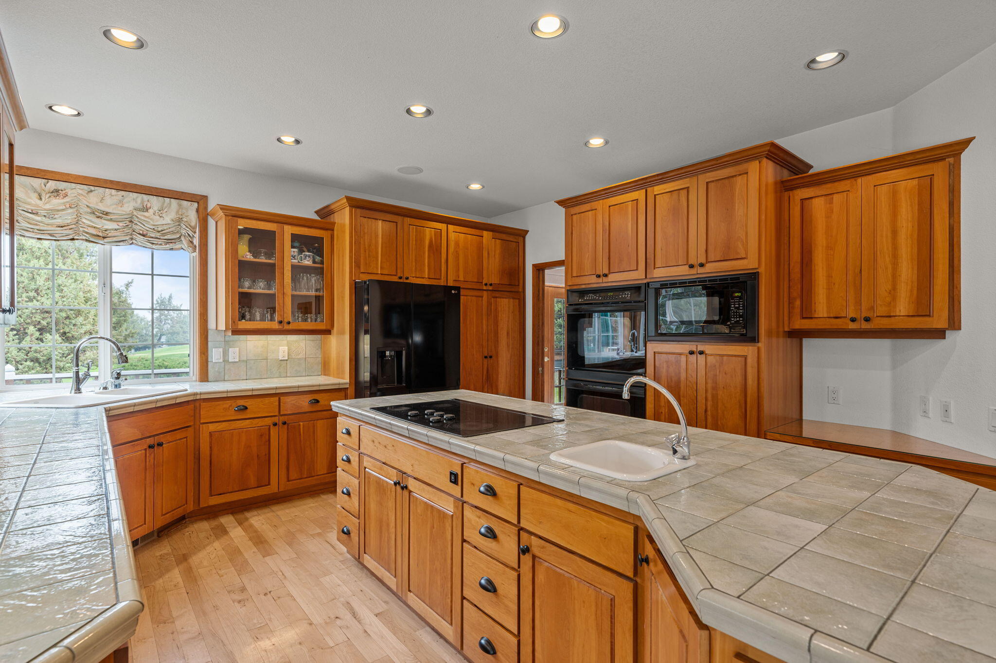 Eagle Crest - Residential