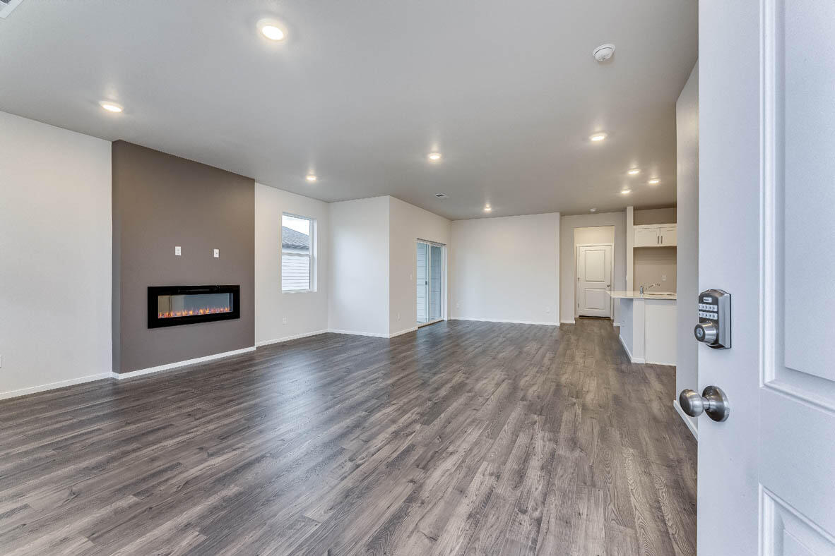 Ironhorse - Residential