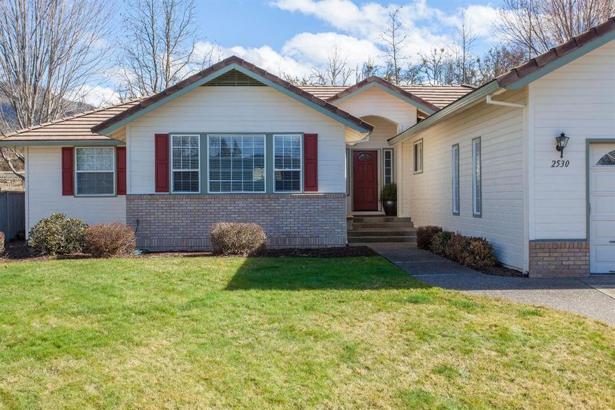 Well maintained & nicely updated single level home in desirable East Medford neighborhood. Spacious & open 2,335 sqft, 3 bedroom, 2.5 bath home with oversized garage w/shop area, peaceful/private back yard located in Brookdale Meadows. New kitchen in 2007 w/granite counters, hardwood cabinets & appliances, huge walk-in pantry, breakfast bar, dining area w/covered patio access. Wonderful living rm. & family rm. w/gas fireplace & coffered ceiling, large guest bedroom/office. Great home for entertaining friends & family w/spacious & inviting dining room w/good access & large covered patio. Offers private master suite w/his & hers closets, nice vanity, & sep. toilet/shower rm. Incredible utility/mud room with half bath, closet, utility sink, and built-in storage everywhere in this home. This is a wonderful Decarlo built home in a fantastic East Medford location.