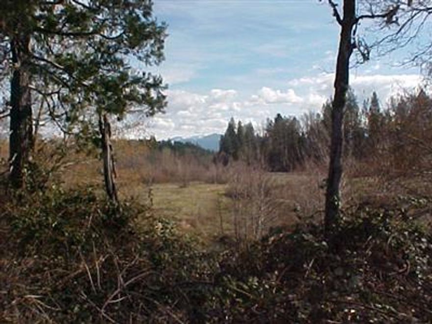 Co-op W/Jim Frick 592-3181 C21/Harris & Taylor Cj. illinois Rvr Estates Phase I, 18 Lots. A Plan Unit Dev W/Hoa. Common Open Areas W/Access To Rvr. Owner Taking Reservations At This Time W/$1k Deposit. Lot 8. Frnts On Rvr In Flood Plain