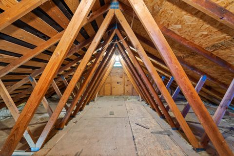 Tiny photo for 1089 Brookdale Avenue, Medford, OR 97504 (MLS # 220210829)