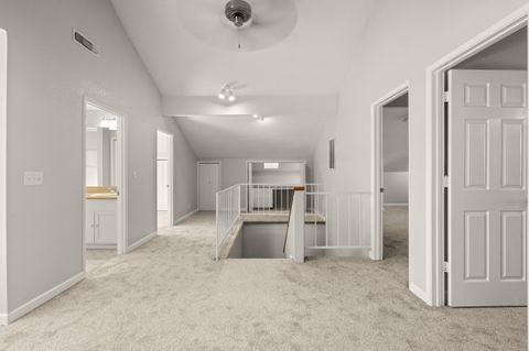 Tiny photo for 1089 Brookdale Avenue, Medford, OR 97504 (MLS # 220210829)