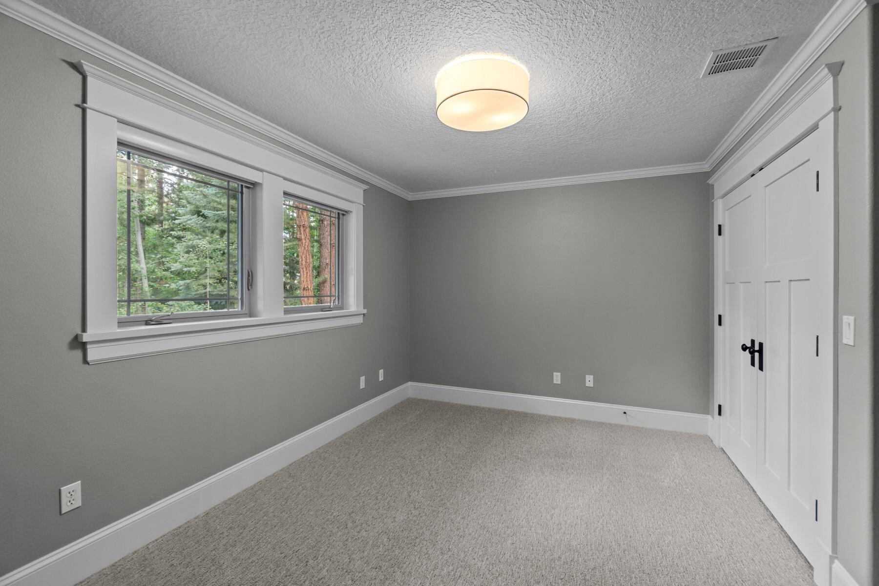 Broken Top - Residential