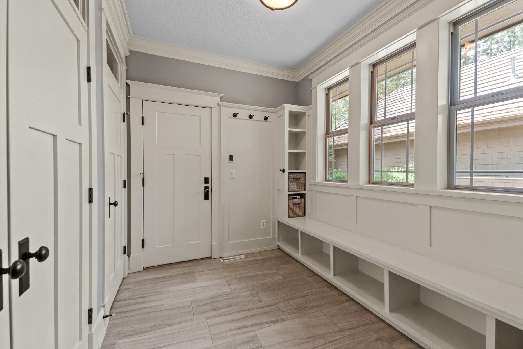 Broken Top - Residential