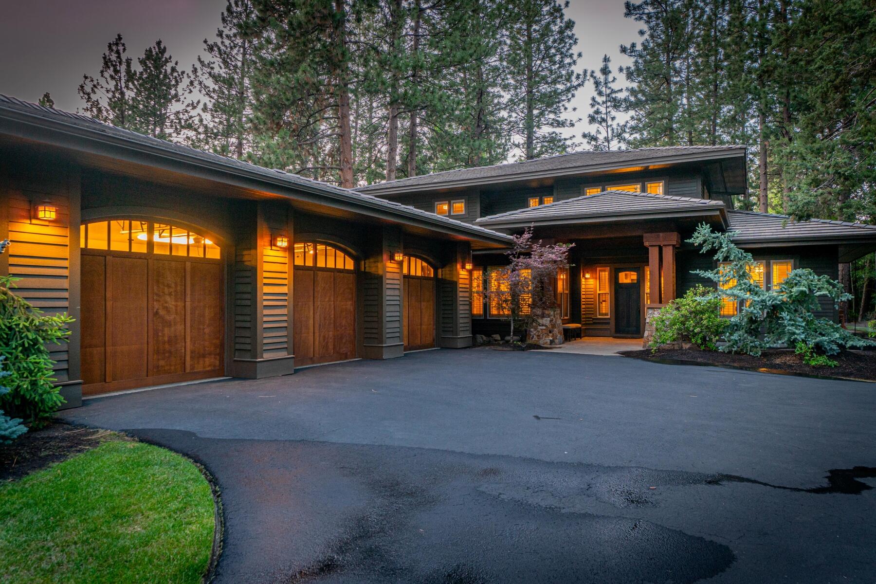 Broken Top - Residential