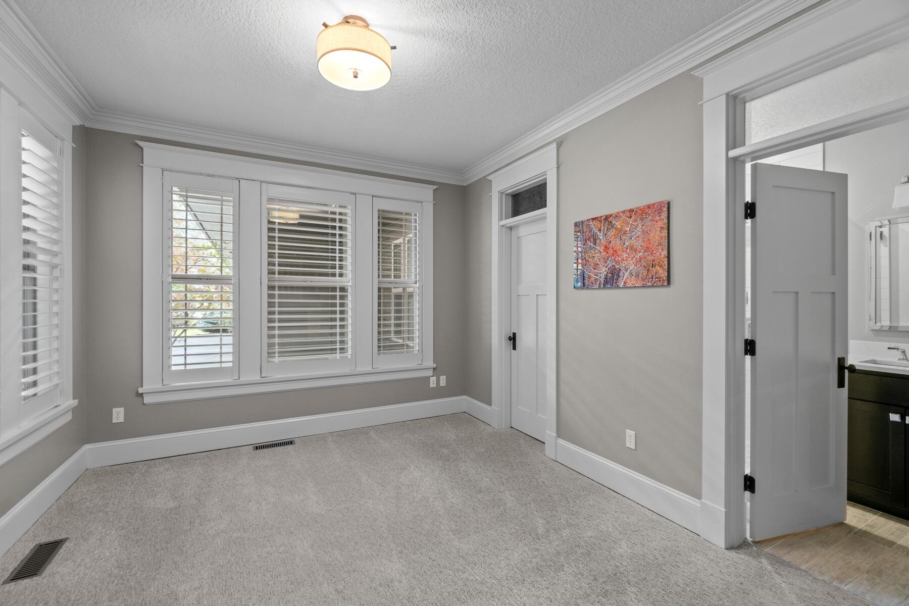 Broken Top - Residential