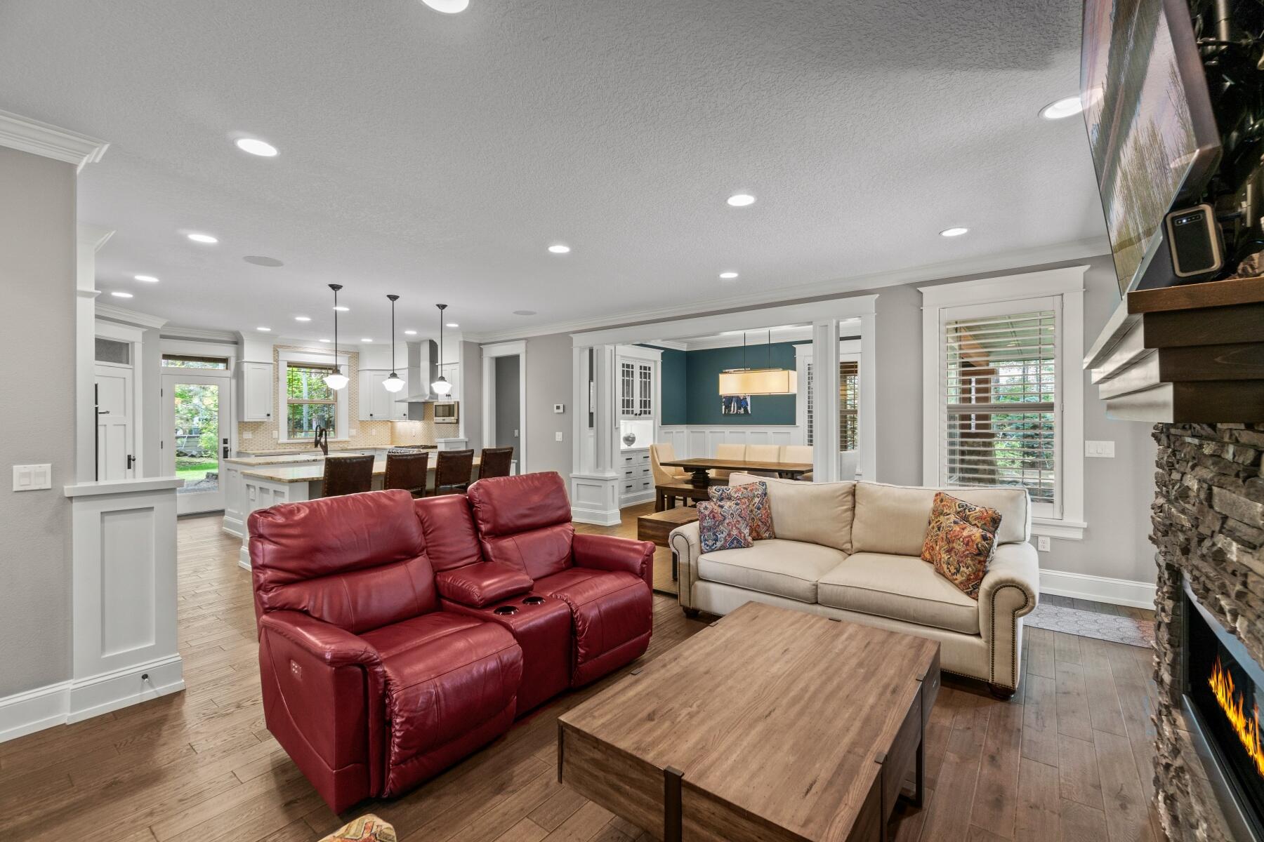 Broken Top - Residential