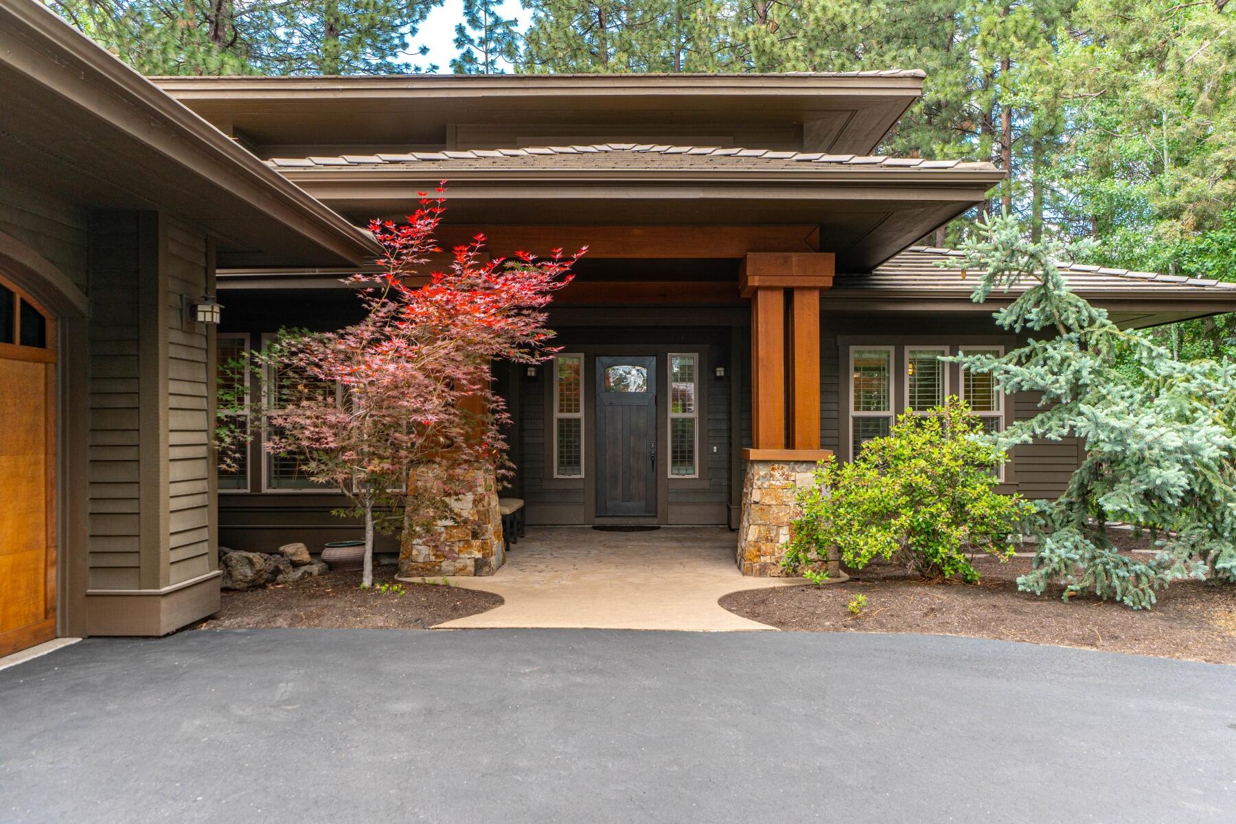 Broken Top - Residential